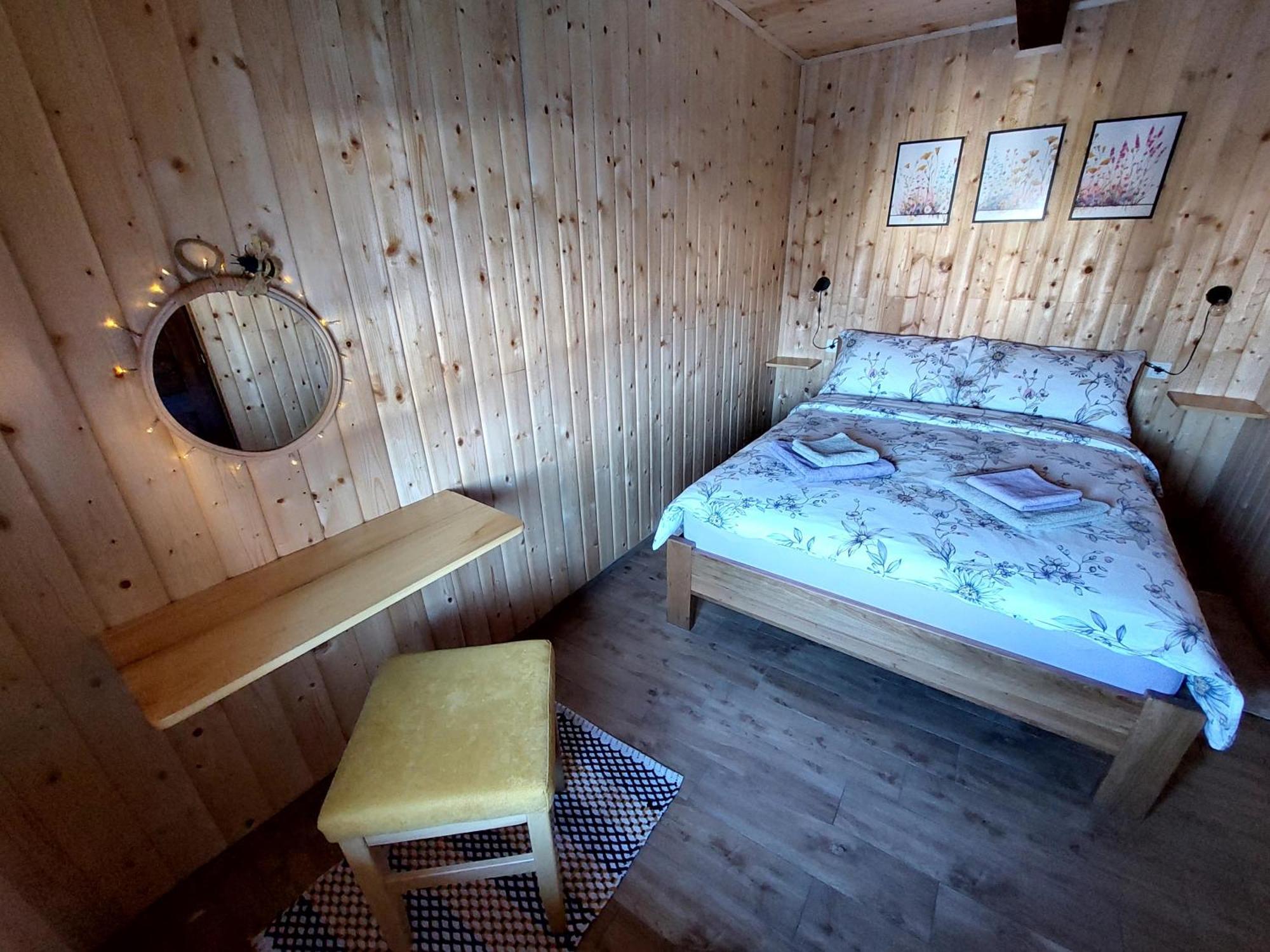 Holiday Home The Hive Slunj Ngoại thất bức ảnh